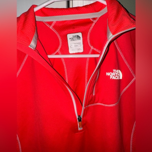 The North Face Activewear Jacket Half Zip Bright Red Sz XS EUC - Picture 3 of 7